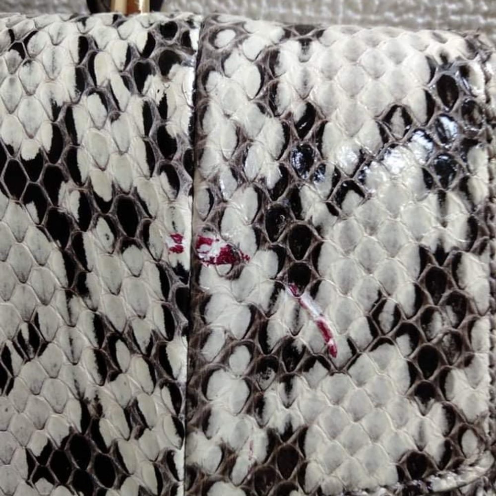 Gucci Diana Phyton Bag - Picture 15 of 15